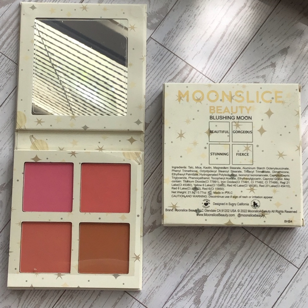 Moonsplice Blush Four Color Palatte Blush Compact New in Box